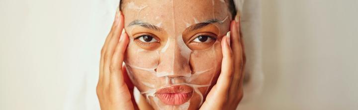 Skincare 2025: jak media społecznościowe zmieniają pielęgnację skóry